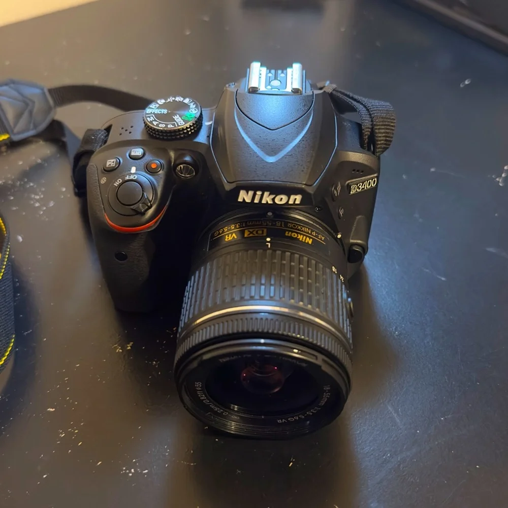Nikon D3400 24.2MP DSLR Camera 18-55mm VR Lens Nikon 70-300mm Lens-16GB